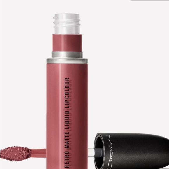 Mac Cosmetics Retro Matte Liquid Lipcolour - Picture 4 of 8